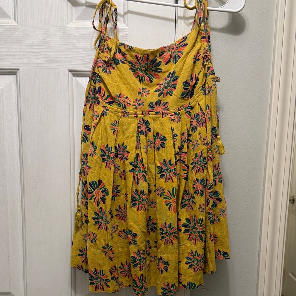 NWT Free people Yellow Floral Casual Top